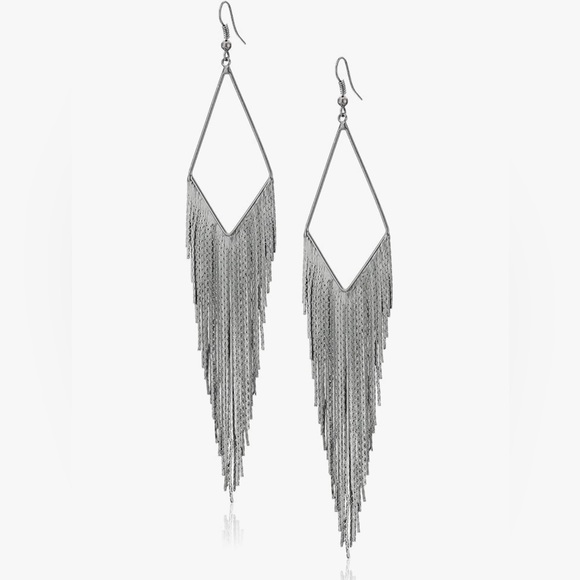 NWT GUESS Basic Fringe Linear Drop Earrings, AVAILABLE IN GOLD OR SILVER - Picture 2 of 3